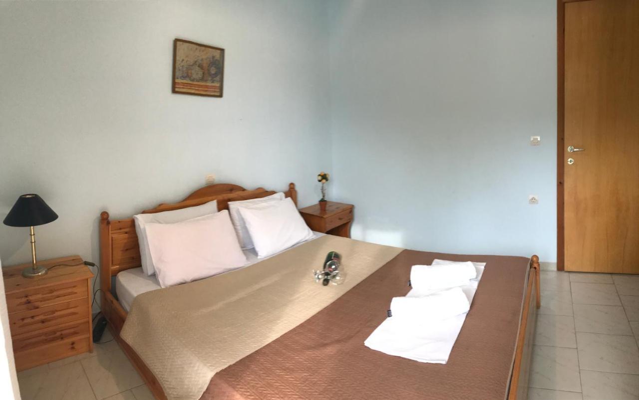 Rena Apartments Аспровалта Екстер'єр фото